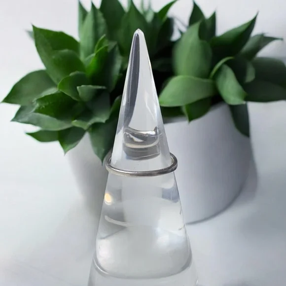 Vintage Diamond Sterling Silver Love Knot Ring Woman’s Jewelry Promise Ring - Picture 7 of 7